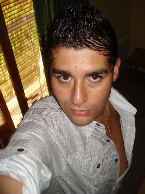 Fotografia de desconfiado, Chico de 42 años