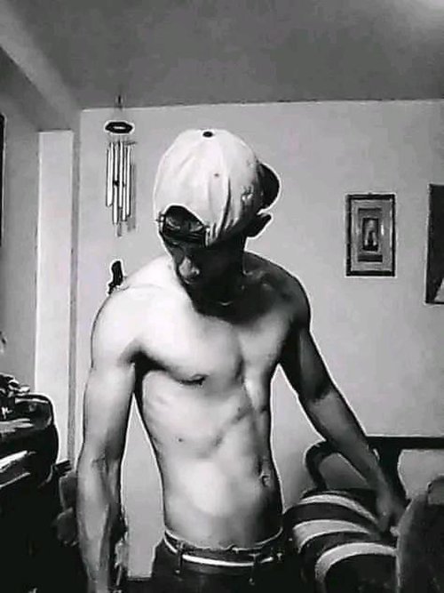 Fotografia de 202324, Chico de 32 años