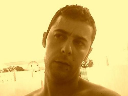 Fotografia de erzak, Chico de 44 años
