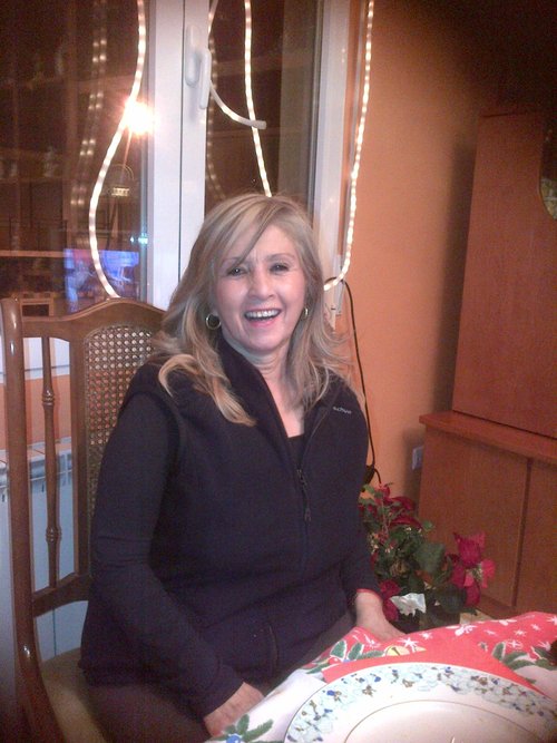 Fotografia de Violeta63, Chica de 74 años