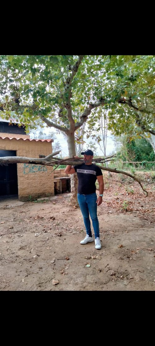 Fotografia de Skyrim, Chico de 40 años