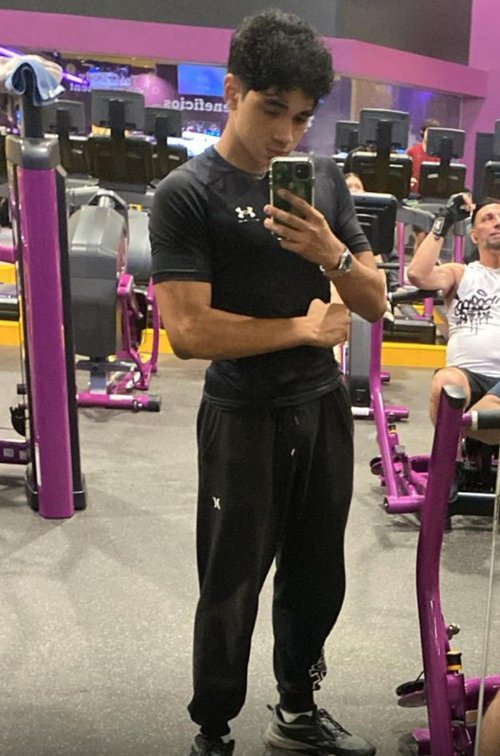 Fotografia de Kanton, Chico de 19 años